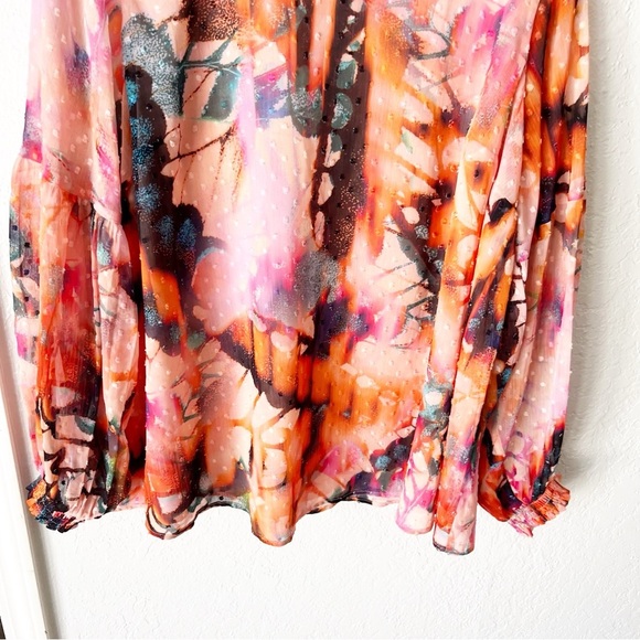 Torrid Top Women's 1X Clip Dot Blouse Bufferfly Watercolor Fairy Ethereal - Picture 4 of 7